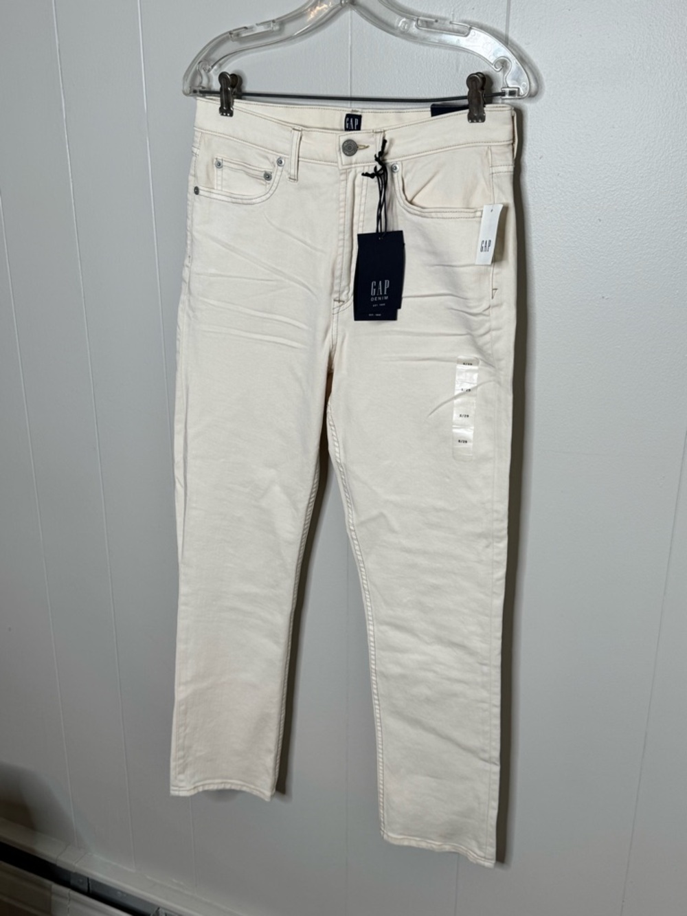 NWT GAP Women's High-Rise Jeans in Off-White/Cream